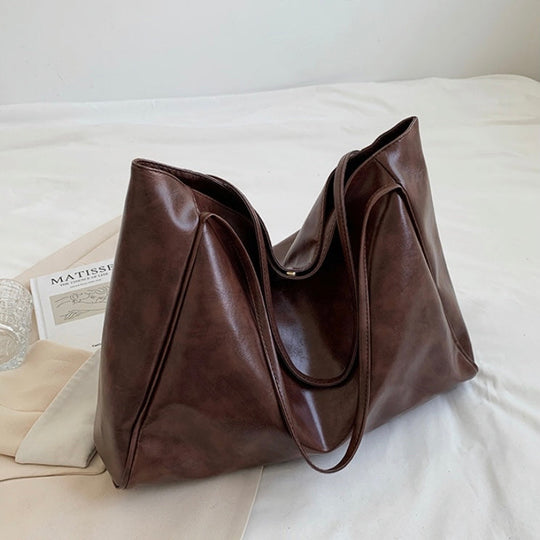 Claire's Modern Chic | Stylish Leather Bag