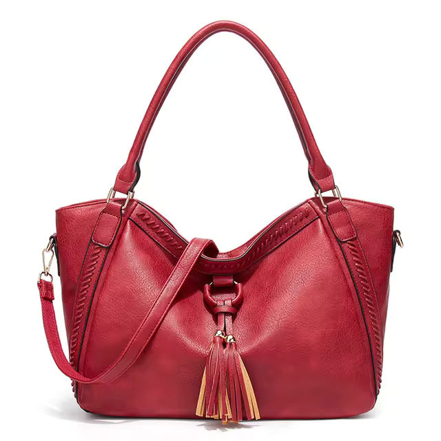 Nellie’s Elegant Sophistication | Leather Shoulder Bag