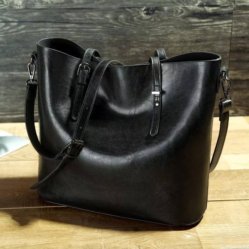 Hui Ying’s Favorite | Vintage Leather Shoulder Handbag